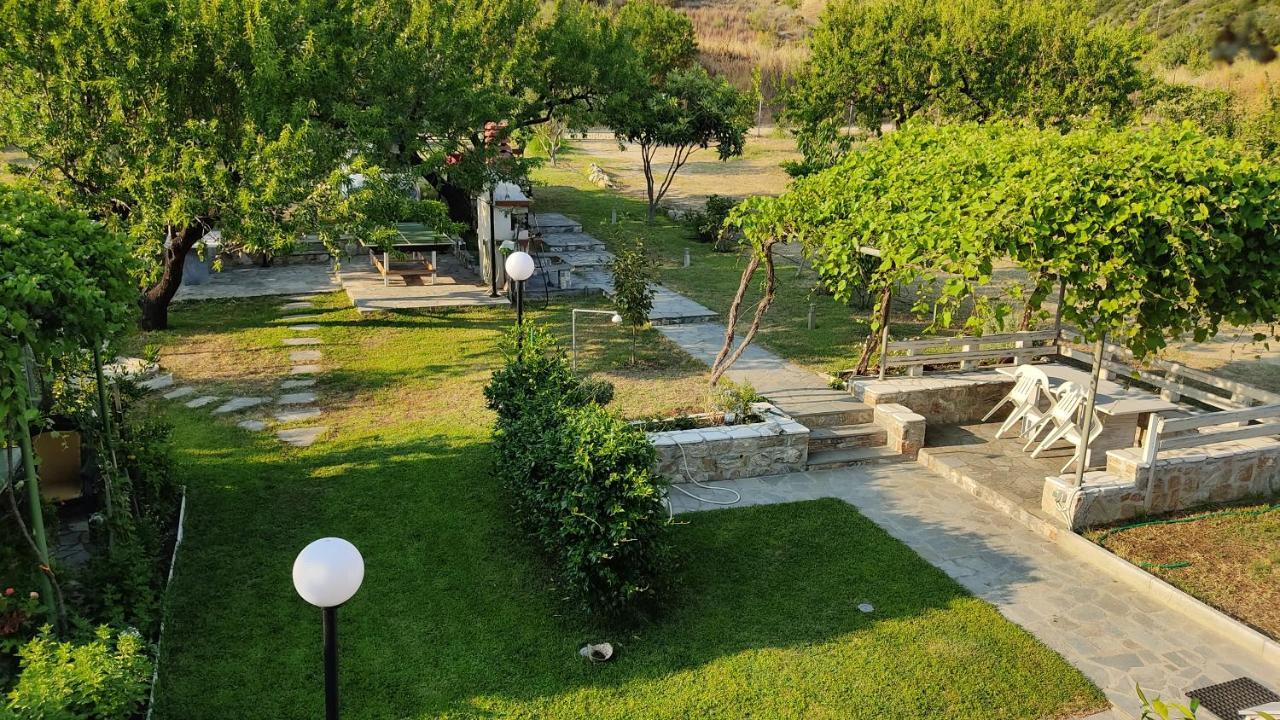 Asterias Maisonette & Apartments Karianí Exterior photo
